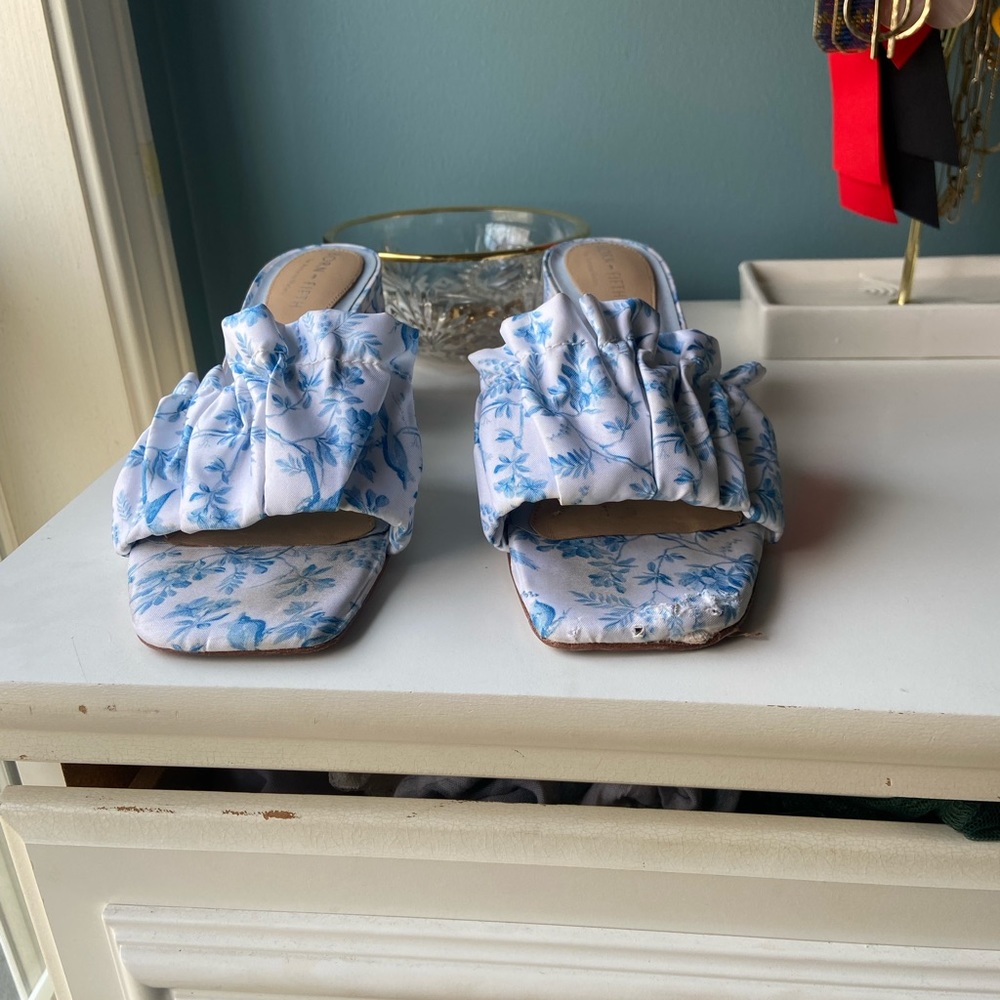 Toile blue and white heals